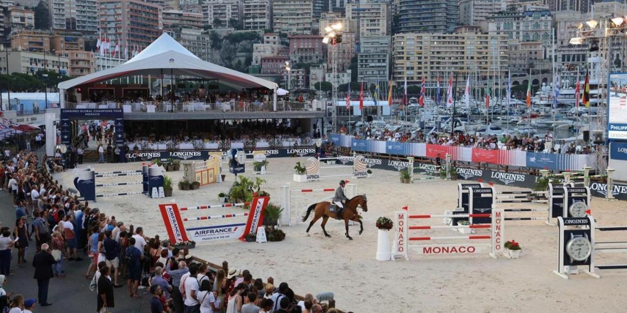 Plein Coeur De Monaco, A 300 Metres A Pied Du Port De Monaco, 4 Pieces Dans Des Escaliers Vue Mer Exceptionnelle المظهر الخارجي الصورة